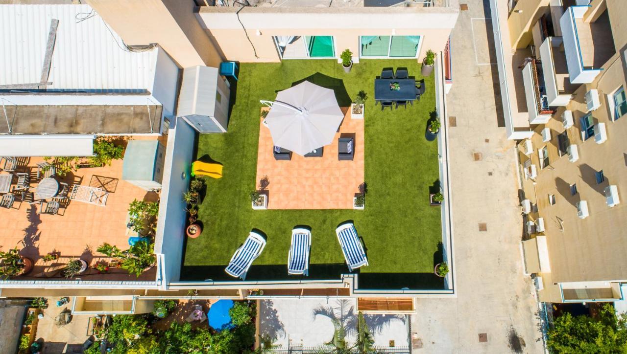 Ferienwohnung Makenzy Seaview Penthouse Larnaka Exterior foto